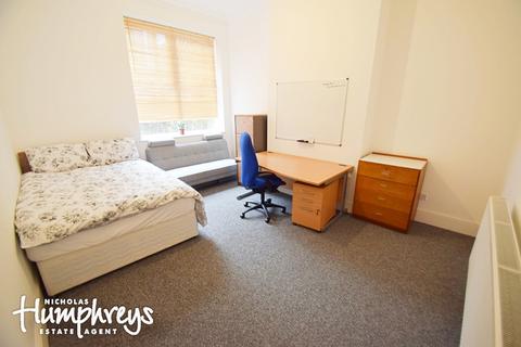 undefined, The Parkway, Stoke-On-Trent ST1
