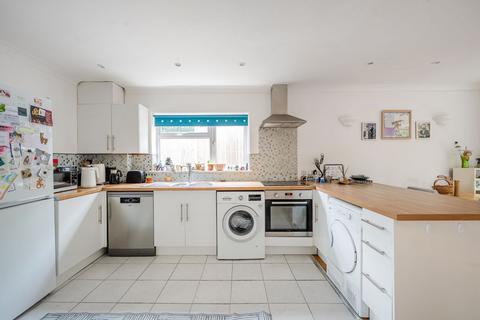 3 bedroom detached house for sale, Deepfield Way, Coulsdon CR5