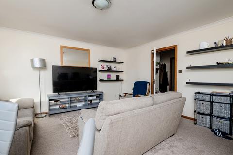 3 bedroom flat for sale, Headland Court, Aberdeen AB10