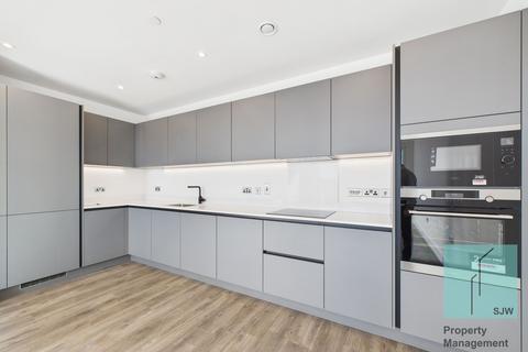 3 bedroom apartment to rent, Eddington Avenue, Cambridge CB3