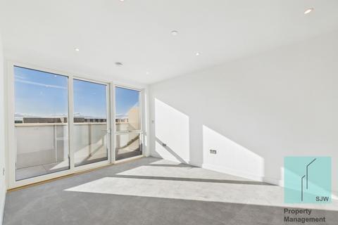 3 bedroom apartment to rent, Eddington Avenue, Cambridge CB3