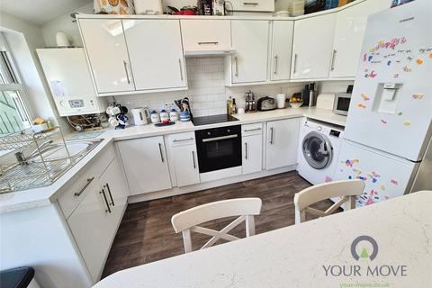 2 bedroom flat for sale, Station Road, East Sussex BN26