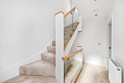 3 bedroom semi-detached house for sale, 3 Woodland Court, Holmfirth, HD9