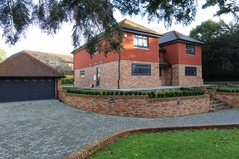 4 bedroom house for sale, Chipstead
