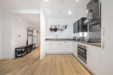 undefined, Sutton Court Road, Sutton