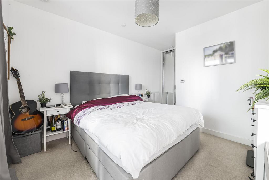 2 64660.jpg