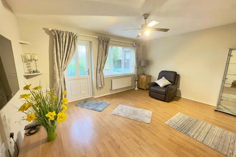 undefined, Laverstoke Close, Fleet GU51