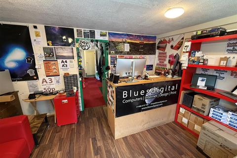 undefined, Frolic Street, Newtown