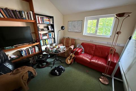 undefined, Frolic Street, Newtown