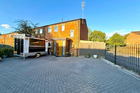 4 bedroom semi-detached house for sale, Fowler Close