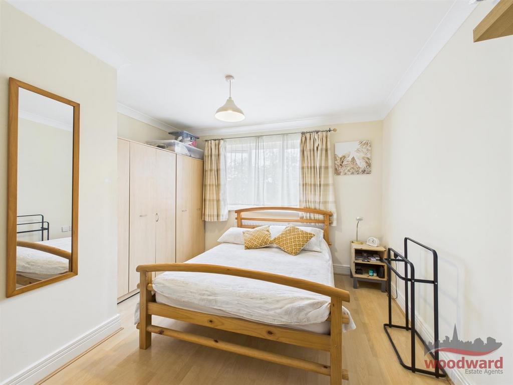 CAM01320 G0-PR0347-STILL005.jpg