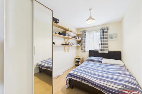 undefined, Collapit Close, Harrow