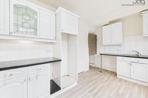 3 bedroom terraced house for sale, Wingate Saul Road, Lancaster | Bright 3-Bed Terrace with Bay Window & Spacious Yard!