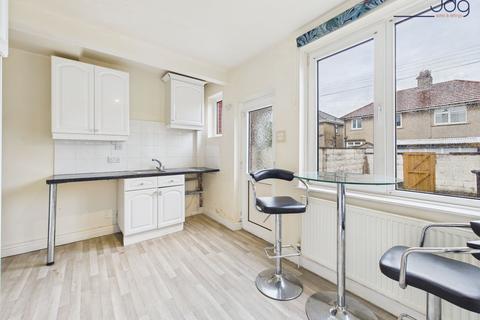 3 bedroom terraced house for sale, Wingate Saul Road, Lancaster | Bright 3-Bed Terrace with Bay Window & Spacious Yard!