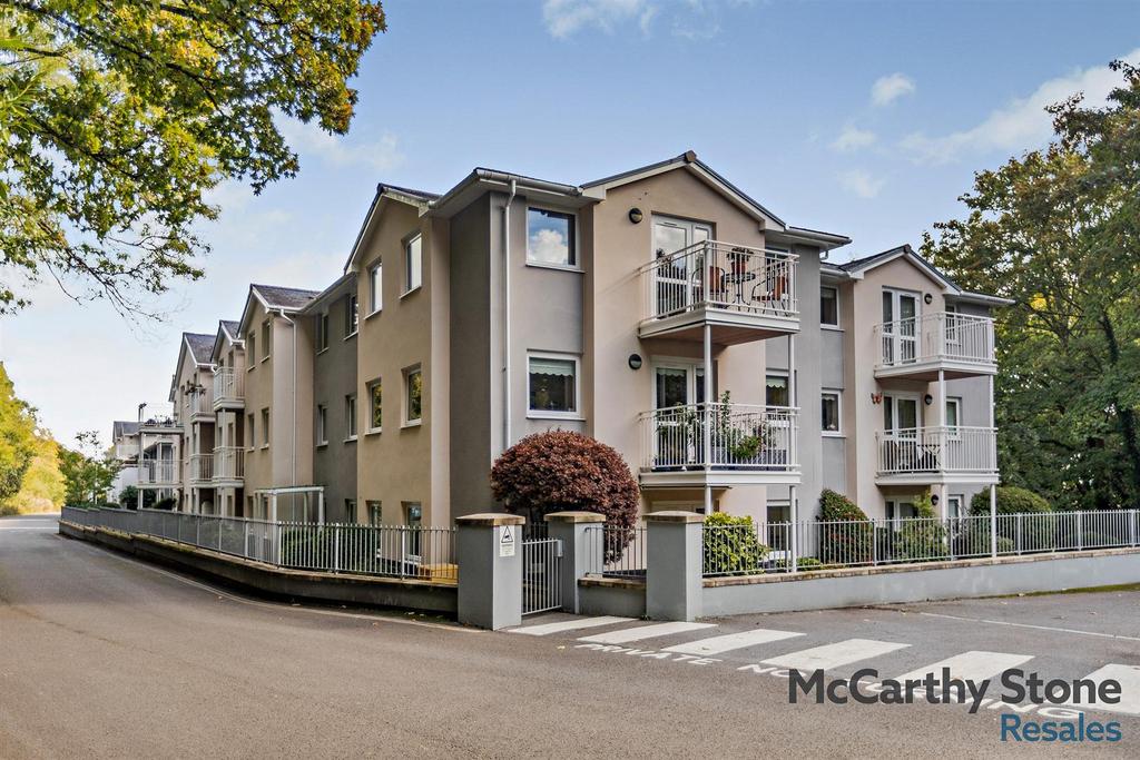 Rivers Edge Court