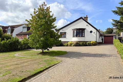 3 bedroom detached bungalow for sale, Northaw Road East, Cuffley