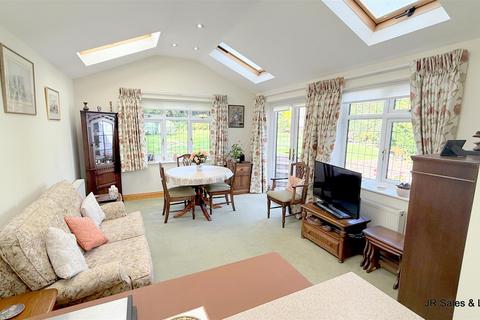 3 bedroom detached bungalow for sale, Northaw Road East, Cuffley