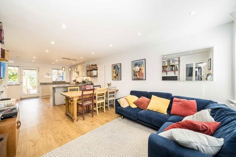 7 Sherwood Gardens, London, SE16 3JA