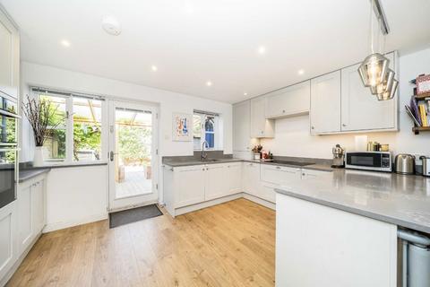 7 Sherwood Gardens, London, SE16 3JA