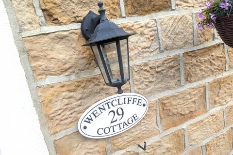 1 bedroom cottage to rent, Red Lion Street, Earby BB18