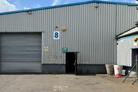 Warehouse to rent, Collier Row Rd Romford RM5 2BG
