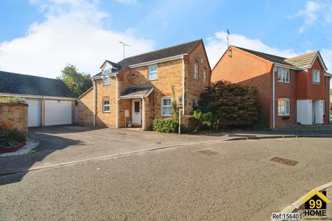 undefined, Laburnum Way, Rayleigh, Essex, SS6