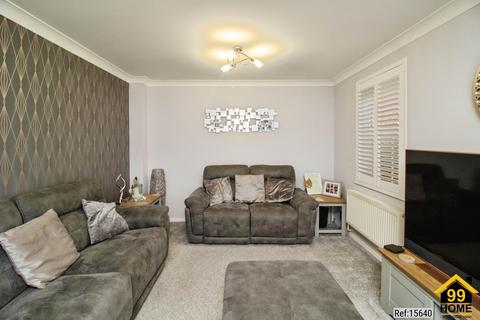 undefined, Laburnum Way, Rayleigh, Essex, SS6