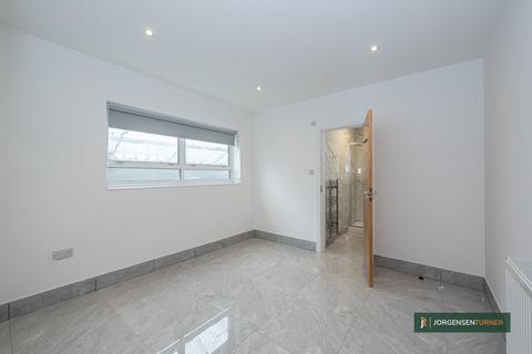 1 bedroom flat to rent, Shoot Up Hill, London