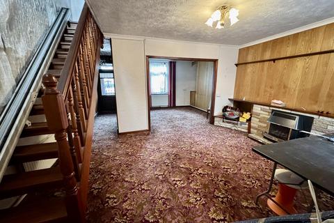 2 bedroom end of terrace house for sale, Cwmamman Road, Garnant, Ammanford