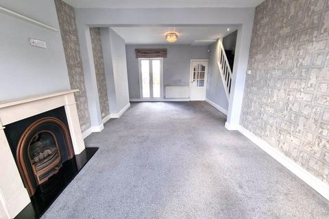 3 bedroom semi-detached house to rent, The Crescent, Machen CF83