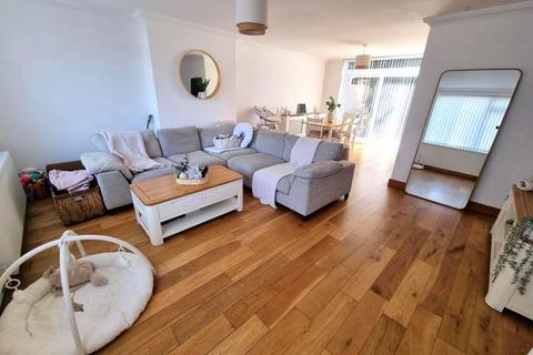 undefined, Heol Barri, Caerphilly CF83