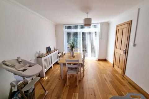 undefined, Heol Barri, Caerphilly CF83