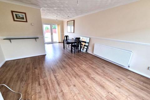 undefined, Forest Avenue, Hengoed CF82