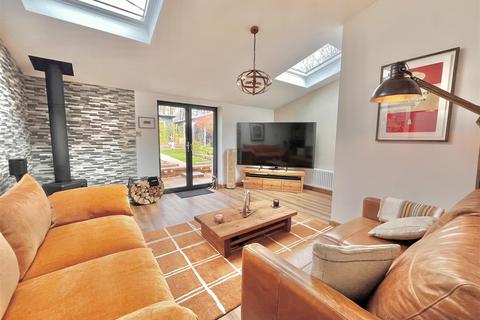 2 bedroom semi-detached house for sale, Mainwaring Drive, Wilmslow