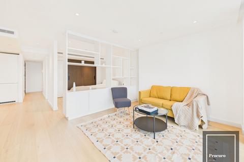 Studio to rent, London E14