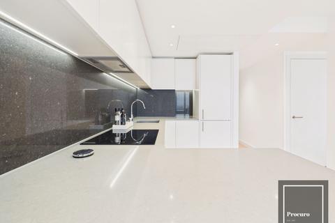 Studio to rent, London E14