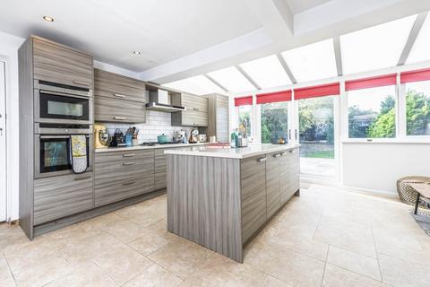 undefined, Hill Close, Chipping Norton