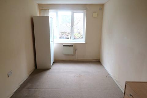 undefined, St. Giles Close, Hounslow TW5