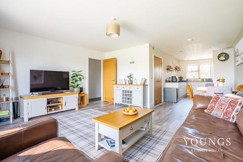 3 bedroom detached bungalow for sale, Williams Croft, Benfleet, SS7