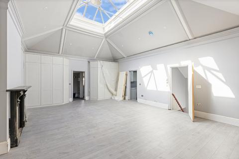 2 bedroom flat for sale, Roland Gardens, South Kensington, London