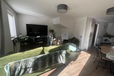 18 Norris Road, Hilperton, Trowbridge, BA14 7UB