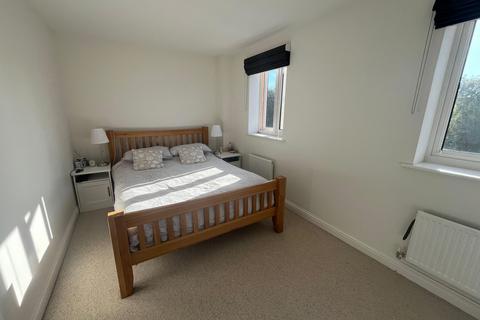 18 Norris Road, Hilperton, Trowbridge, BA14 7UB