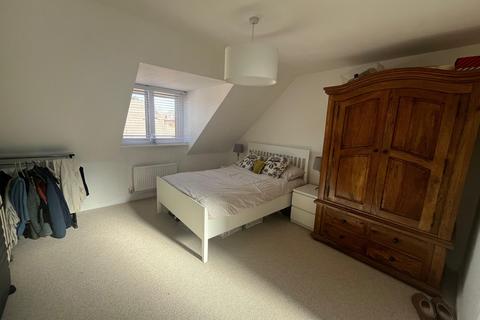 18 Norris Road, Hilperton, Trowbridge, BA14 7UB