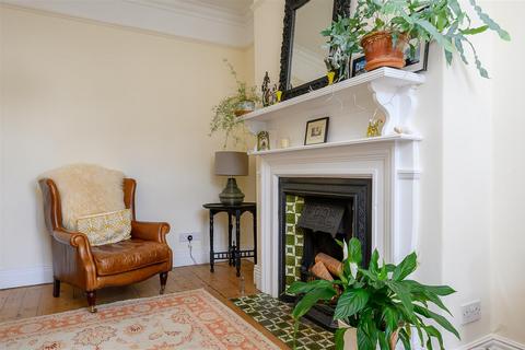 2 bedroom terraced house for sale, Poppleton Road, Holgate, York YO26 4UW
