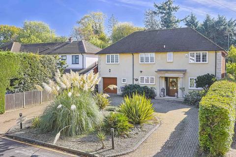 undefined, Woodfield Road, Stevenage SG1