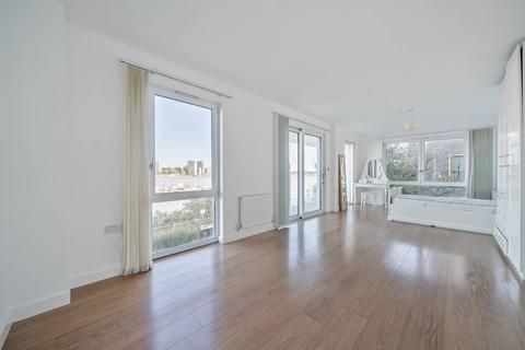 3 bedroom flat to rent, Olympian Way, North Greenwich, London, SE10