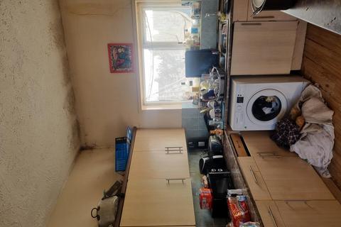2 bedroom flat for sale, George Street, Blackpool