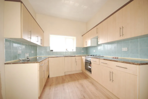 2 bedroom flat for sale, George Street, Blackpool
