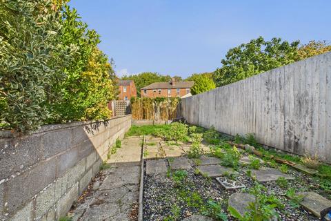 24 New Street, Gloucester, GL1 5BA