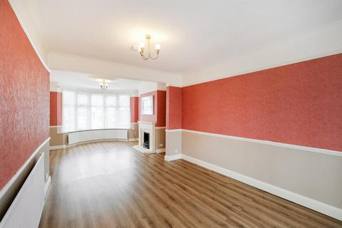 3 bedroom terraced house for sale, Nelson Road, Highams Park
